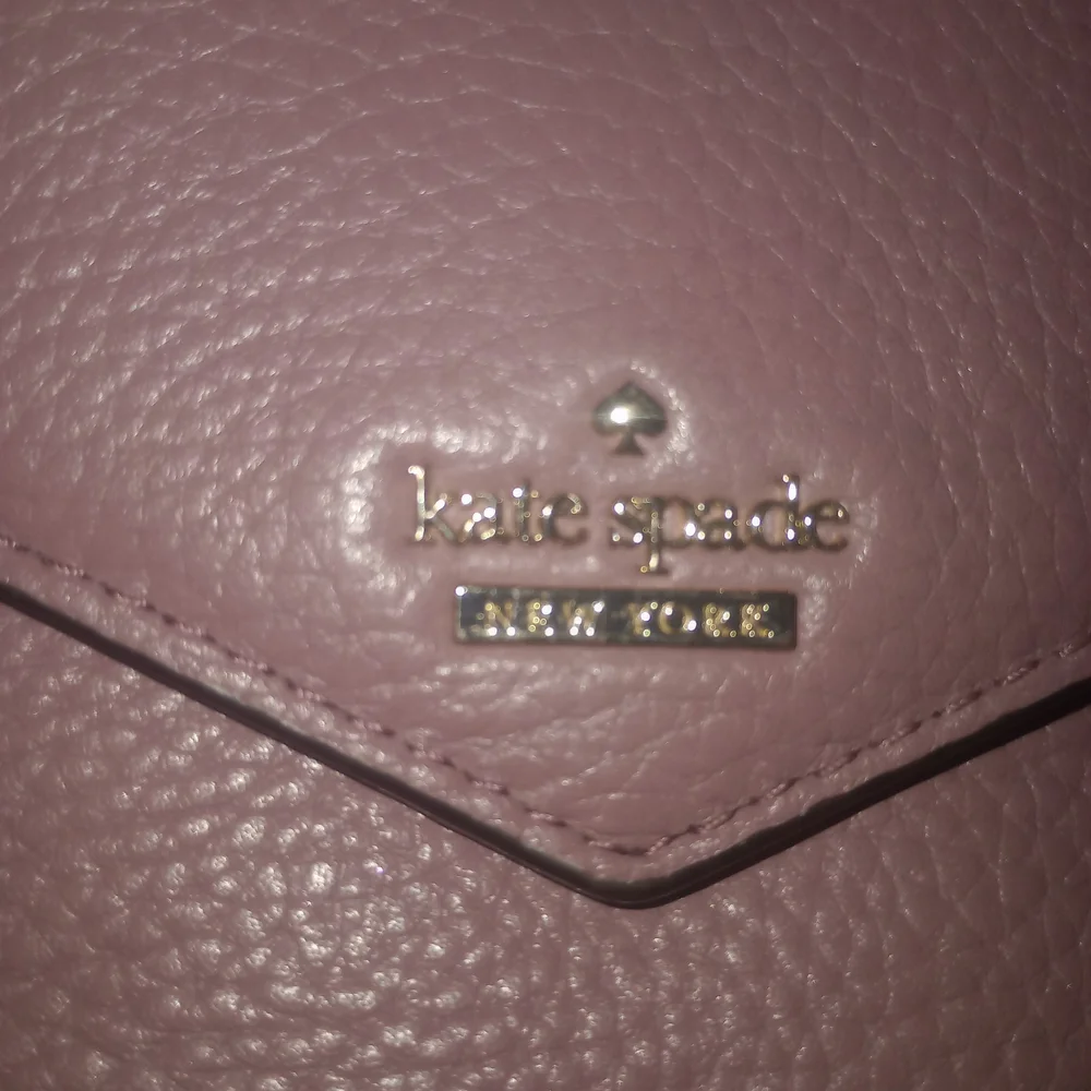 Kate Spade  New York Sadie Envelope crossbody Bag Pink Saffiano Leather - Picture 2 of 9